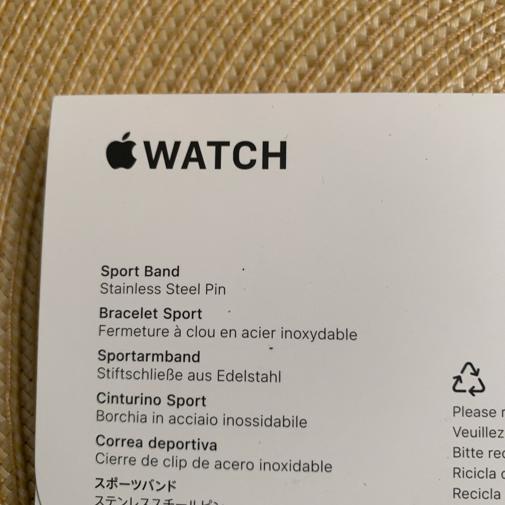 Apple Silicone Sport band only-40 mm, Stainless Steel Pin S/M Starlight NIB - Picture 2 of 5